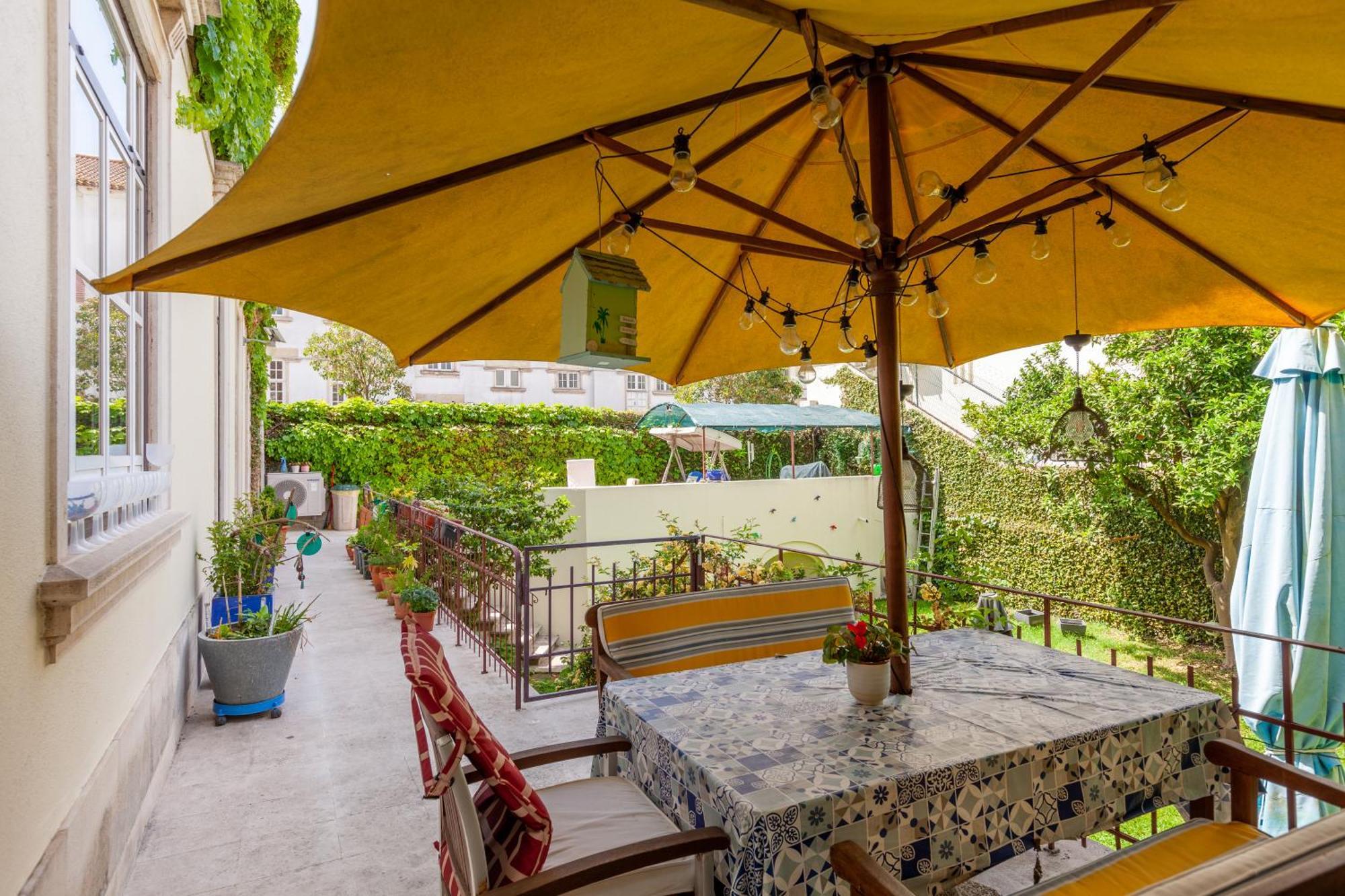 Sky Accommodations Coimbra Bagian luar foto