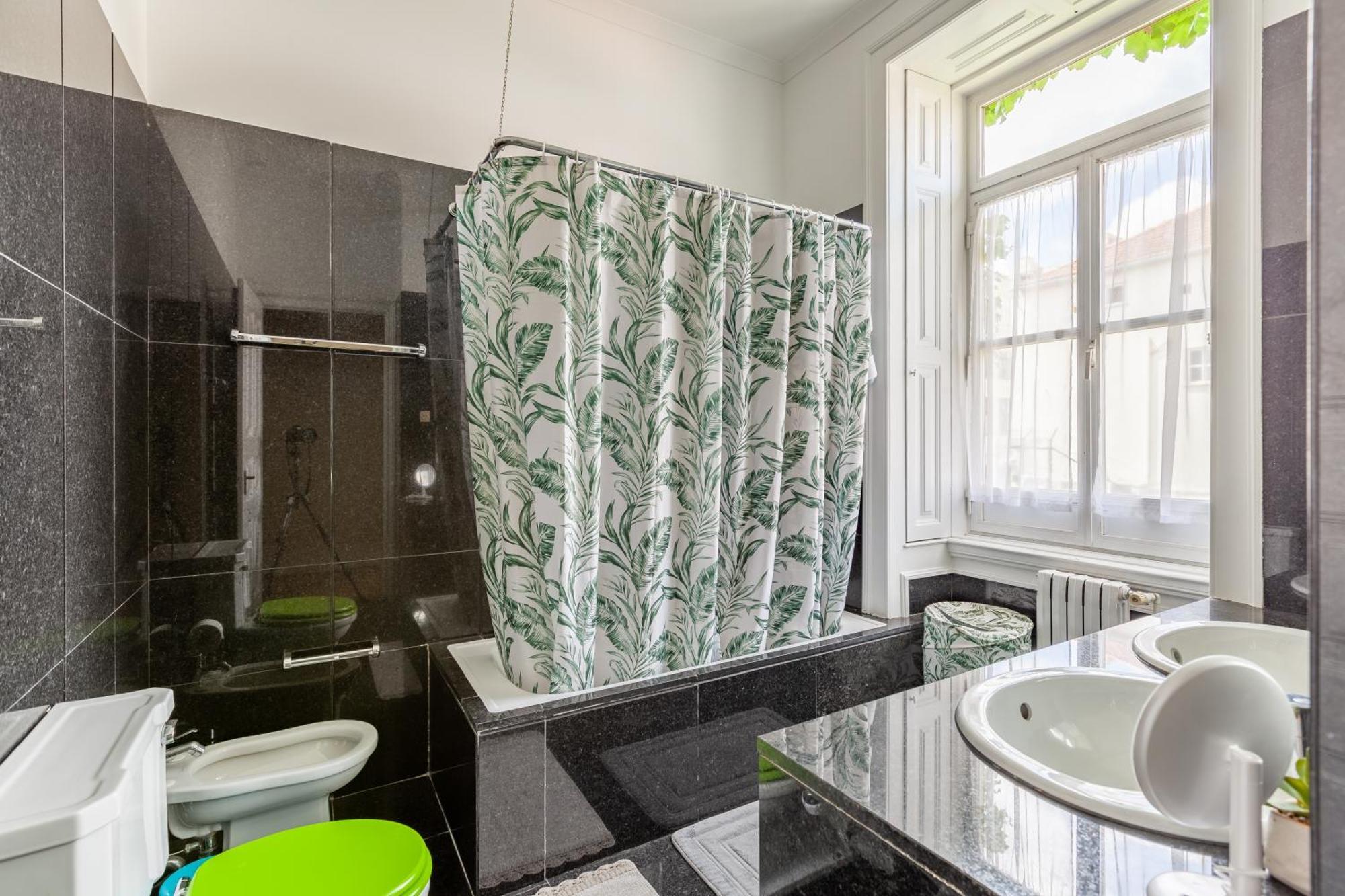 Sky Accommodations Coimbra Bagian luar foto